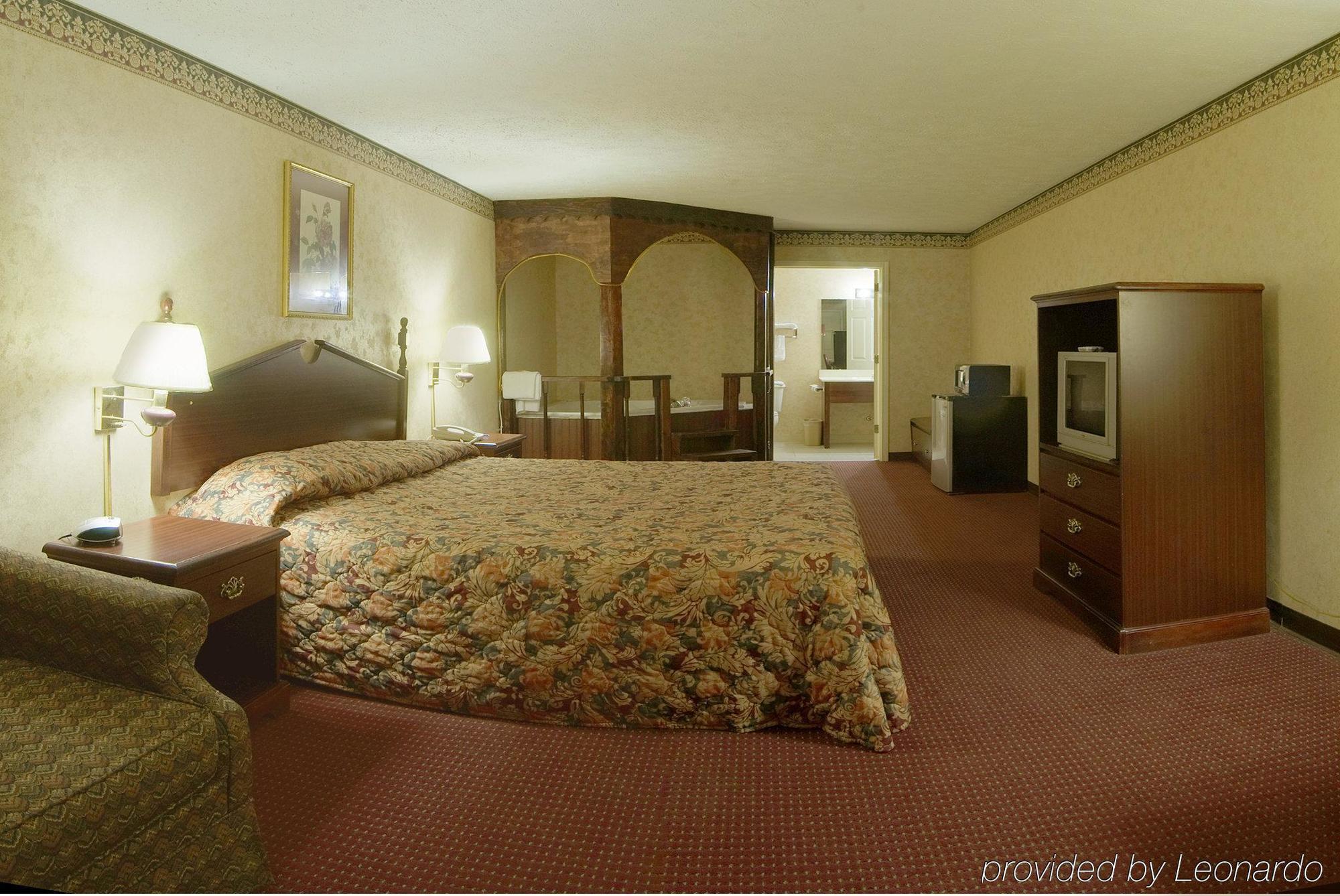 Americas Best Value Inn & Suites Mt. Pleasant Mount Pleasant Pokoj fotografie