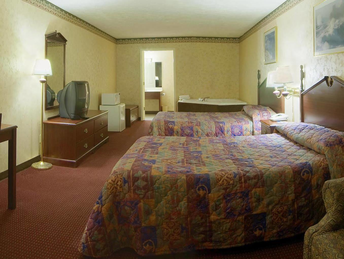 Americas Best Value Inn & Suites Mt. Pleasant Mount Pleasant Exteriér fotografie