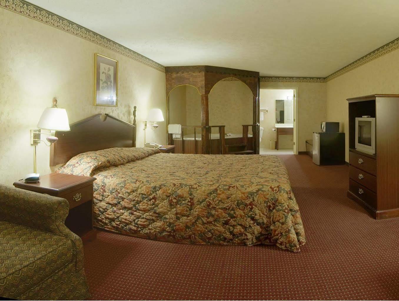 Americas Best Value Inn & Suites Mt. Pleasant Mount Pleasant Exteriér fotografie